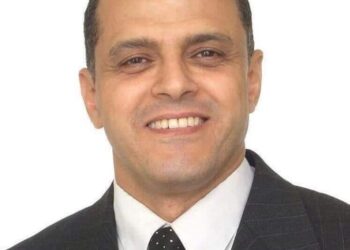 الكاتب مصطفى كمال الأمير يكتب الثامنة ياافريقيامع رفاق صلاح