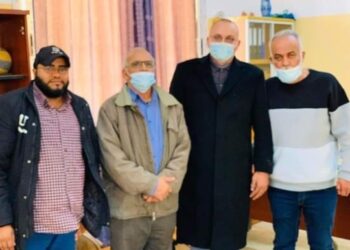 مدرسة خالد بن الوليد الاعدادية تقدم مقترح العاب الكترونية لمكتب النشاط المدرسى