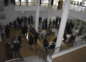 معرض الفن التشكيلي ـ معزوفة لونية