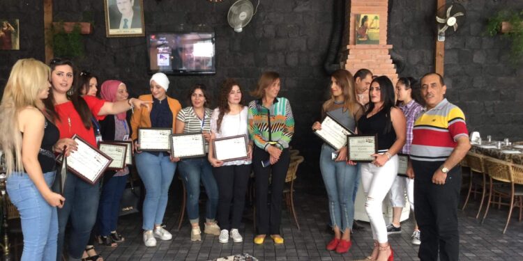 فؤاد حسن يكتب :الأديبة والإعلامية السورية منيرة احمد نجمة سطعت في سماء الإبداع