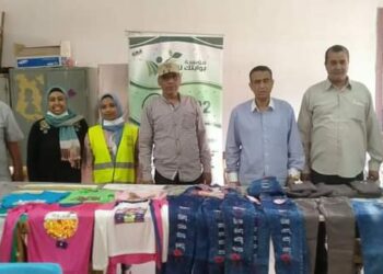 ” الطاهر عبد الحميد ” يشارك التربية الاجتماعية بتوزيع ملابس العيد على الأيتام