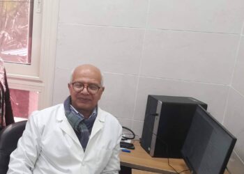 طبيب بدرجه انسان ٠٠ طبيب الغلابه لقب لم ياتى من فراغ