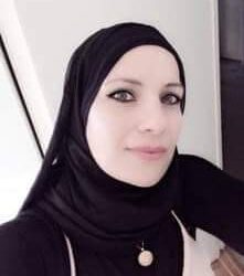 “رسَائِل الشَّوْقِ في صُنْدوقِ أوْجاعي”