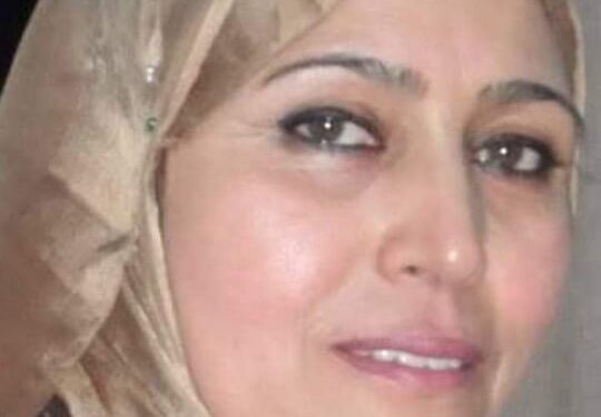 اِقترب من قمرك