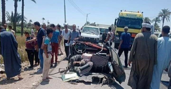 مصرع ٣ اشخاص وإصابة ١٤ اخرين في حادث تصادم ٤ سيارات بأسيوط