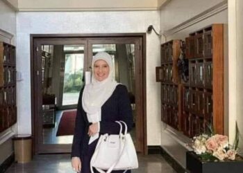 تعرف على….بنت الزبال …. استاذة جامعية بسوريا