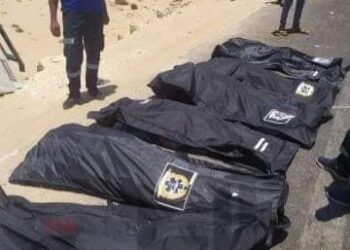 مصرع استاذ جامعي وزوجته وأولادهم الخمسة في حادث  مأساوي بالطريق الصحراوي