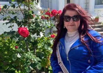 كوخ السعادة ….بقلم الأديبة  شروق لطيف