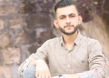 جهاد قالوشة أغرس فكرتك بالتراب وقم بسقيهاوالأعتناءبها حوار دعاء وعل