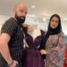الفنان السوري ماهر الشيخ في زيارة لمصممة الأزياء إيمان الشبلي في بوتيك ام ردن سلطنة عمان