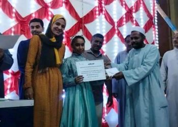 بالصور ترعه ناصر بإسنا جنوب الأقصر تكرم أبنائها الطلبه فى جميع مراحل التعليم.