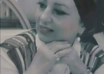 “ٱمْتَشِقْ حَرْفَكَ وٱرفَعني (مِيمِيّة)