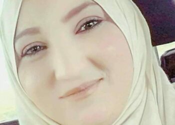 عيناك سحر ،،،،، بقلم سناء الحافى