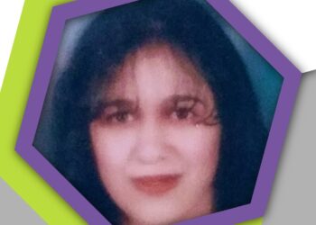 أسبح وأبتسم