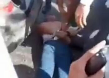 الاجهزة الأمنيةتلقى القبض علي سائق الملاكي المستهتر .