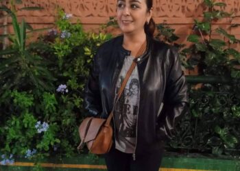 وحيدة أمضي…بقلم الشاعرة تورية لغريب