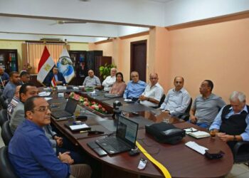 شركة مياه الشرب بالأقصر تبدأ عملية التحول الرقمى لمنظومة القراءة والتحصيل