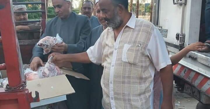 اوقاف الاقصر تستقبل الدفعه الثالثه من مشروع لحوم صكوك الاضاحى والاطعام وقدرها 2 طن