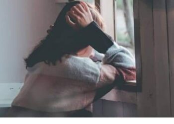 الوحده والعزله الاجتماعية اسبابهم وكيفيه العلاج منهم