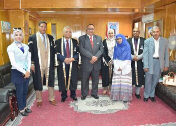 جامعة الأقصر تمنح مرتبة الشرف الأولى لرسالة دكتوراة لباحثة بكلية الآثار