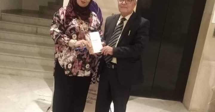 قهوتها سادة