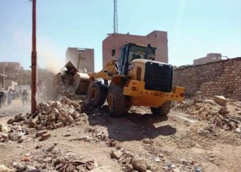 أشرف عطية : إزالة 9 حالات تعدى بمدينة أسوان ضمن الموجه الـ 20