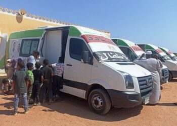 أشرف عطية يتابع تنظيم القوافل الطبية والعلاجية المجانية بقرى كلابشة بأسوان والمنشية بحرى بكوم أمبو ..