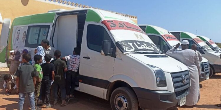 أشرف عطية يتابع تنظيم القوافل الطبية والعلاجية المجانية بقرى كلابشة بأسوان والمنشية بحرى بكوم أمبو ..