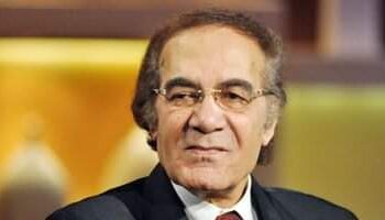 في مثل هذا اليوم  وفاة الفنان المصري  محمود ياسين لنتعرف على ابرز محطات حياته