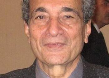 فاروق محمد شوشة كاتب وأديب وإذاعي مصري ابرز محطات حياته في ذكرى وفاته اليوم