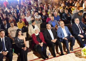 محافظ أسوان يشهد فعاليات متنوعة فى ليلة تعامد الشمس بمعبدى أبو سمبل