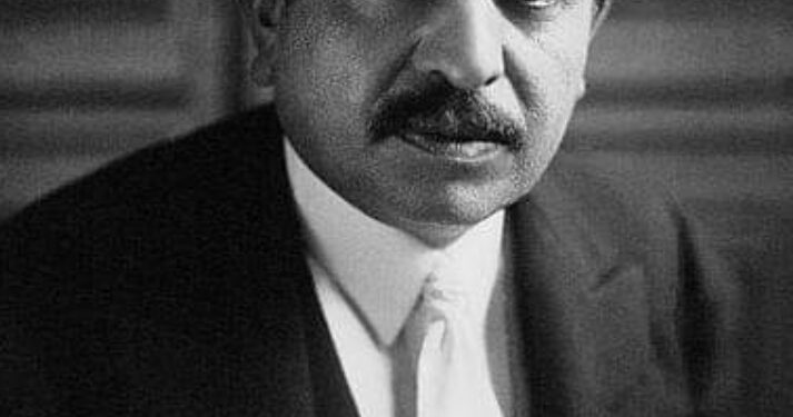 من هو بييرلافال ولماذا رفض شارل دي غول العفو عنه