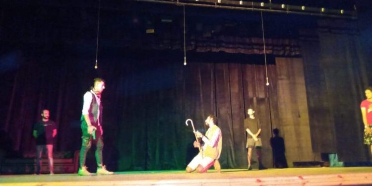 “عايز ولد” عرض مسرحي لذوي الهمم على مسرح مدينة السادات