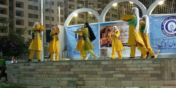 الثقافة المصرية… تحتفل بليلة تعامد الشمس على وجه تمثال رمسيس الثانى