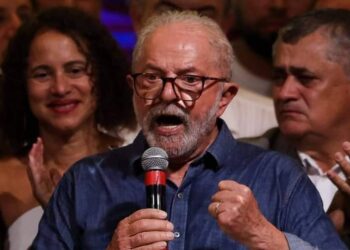 صحيفة تشير إلى تشكيل جبهة في أمريكا اللاتينية معارضة لهيمنة واشنطن