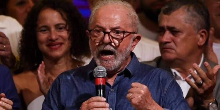 صحيفة تشير إلى تشكيل جبهة في أمريكا اللاتينية معارضة لهيمنة واشنطن