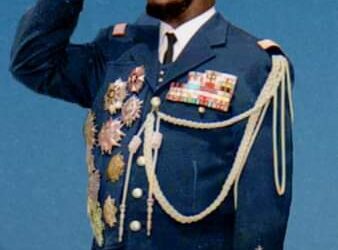 بوكسا الأول توج نفسه أمبراطور على افريقيا اتهم بأكل لحوم البشر تعرف على أبرز محطات حياته بقلم د سامح جميل