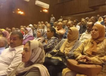 “التغيرات المناخية ومشروعات الرئيس” على مائدة المناقشة بثقافة أسيوط