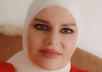 “وكم يشبهني تشرين”