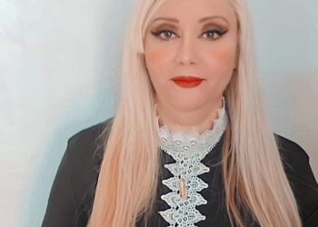 الشاعرة لمياء بولعراس تكتب غلق اغلالك