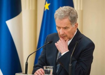 الرئيس الفنلندي يعلن عدم نية بلاده وضع أسلحة نووية على أراضيها