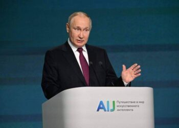 بوتين يحذر من “تداعيات خطيرة” لتحديد سقف أسعار النفط الروسي