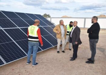 جولة تفقدية لرئيس مياه مطروح لمشروعات حياة كريمة