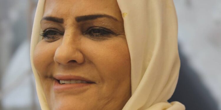 العبدلى تحاور مصممة الأزياء فريحة الكراتى