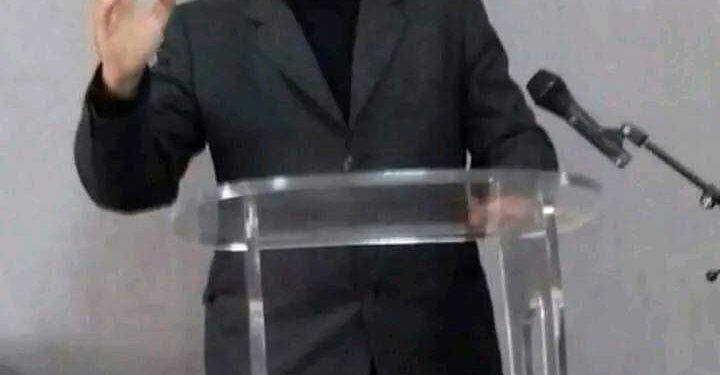 عيناك وطن …