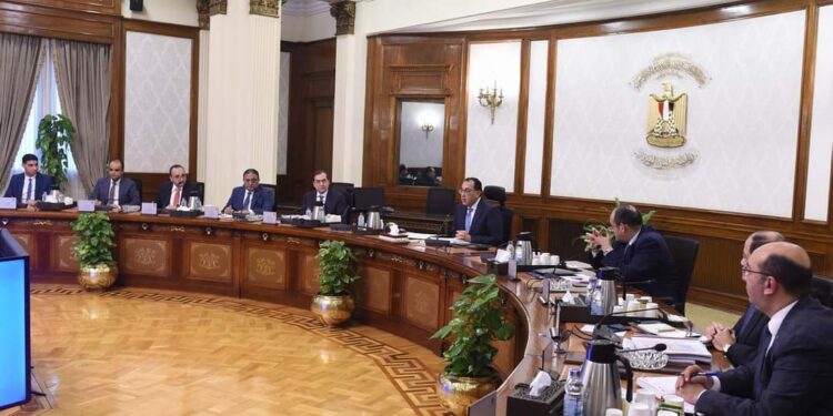 رئيس الوزراء يتابع جهود تنمية “منطقة المثلث الذهبي