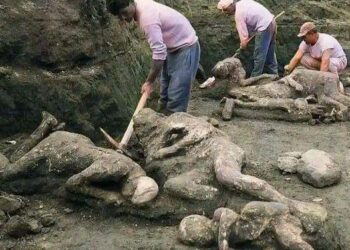 خاص للرواد نيوز بومبي قرية الفاحشة مدينة الزنا الإيطالية التي اختفت بظروف غامضة