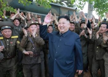 طبول الحرب تدق . وكوريا الشمالية تطلق صواريخ باليستية