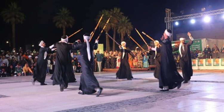 قصور الثقافة تختتم فعاليات المهرجان القومى للتحطيب بالأقصر بالفرح الصعيدى