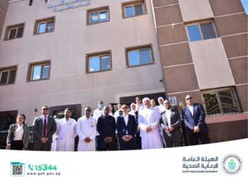 وفد من الإمارات العربية يزور عددًا من منشآت هيئة الرعاية الصحية بالأقصر